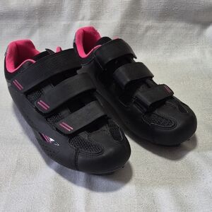 Tommaso Women’s Black and Pink Cycling Shoes with Triple Velcro Straps Size 9